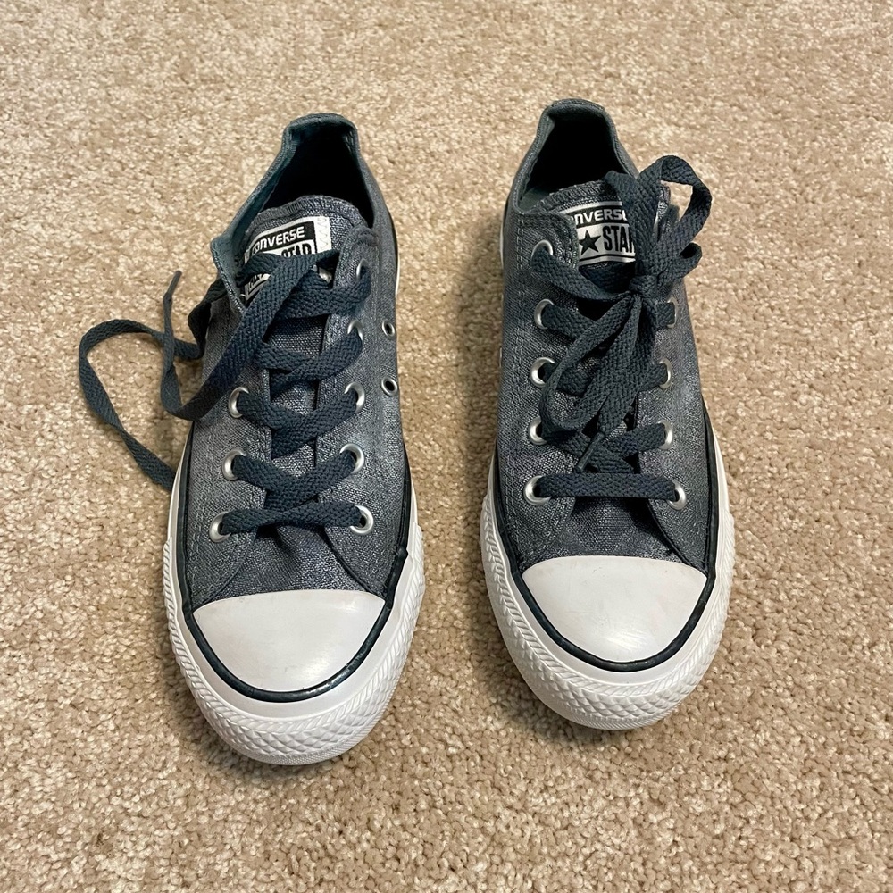 🔥🔥 CONVERSE All Star Chuck Taylor  size US 6